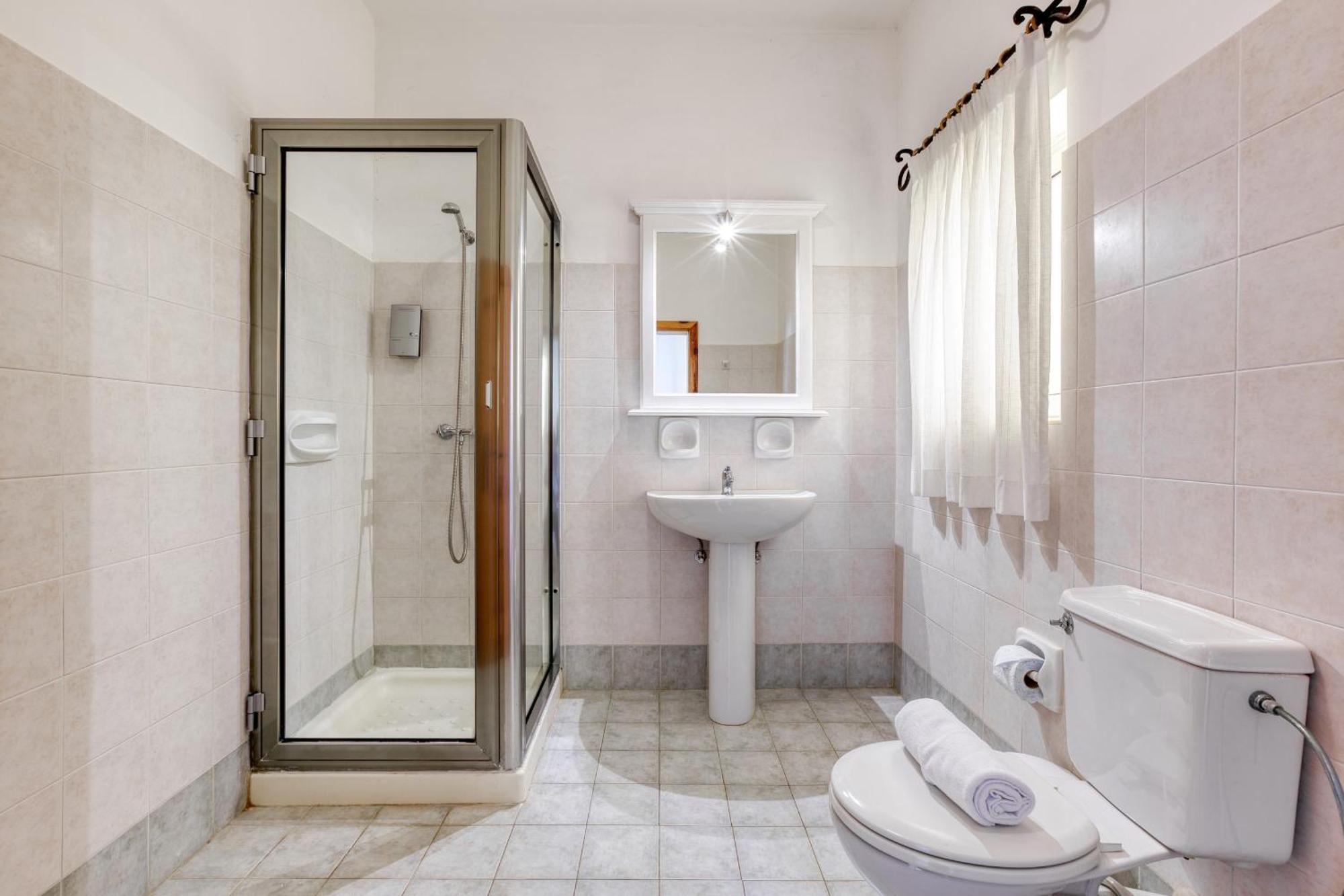 Ta Frenc Apartments Ghasri  Екстер'єр фото