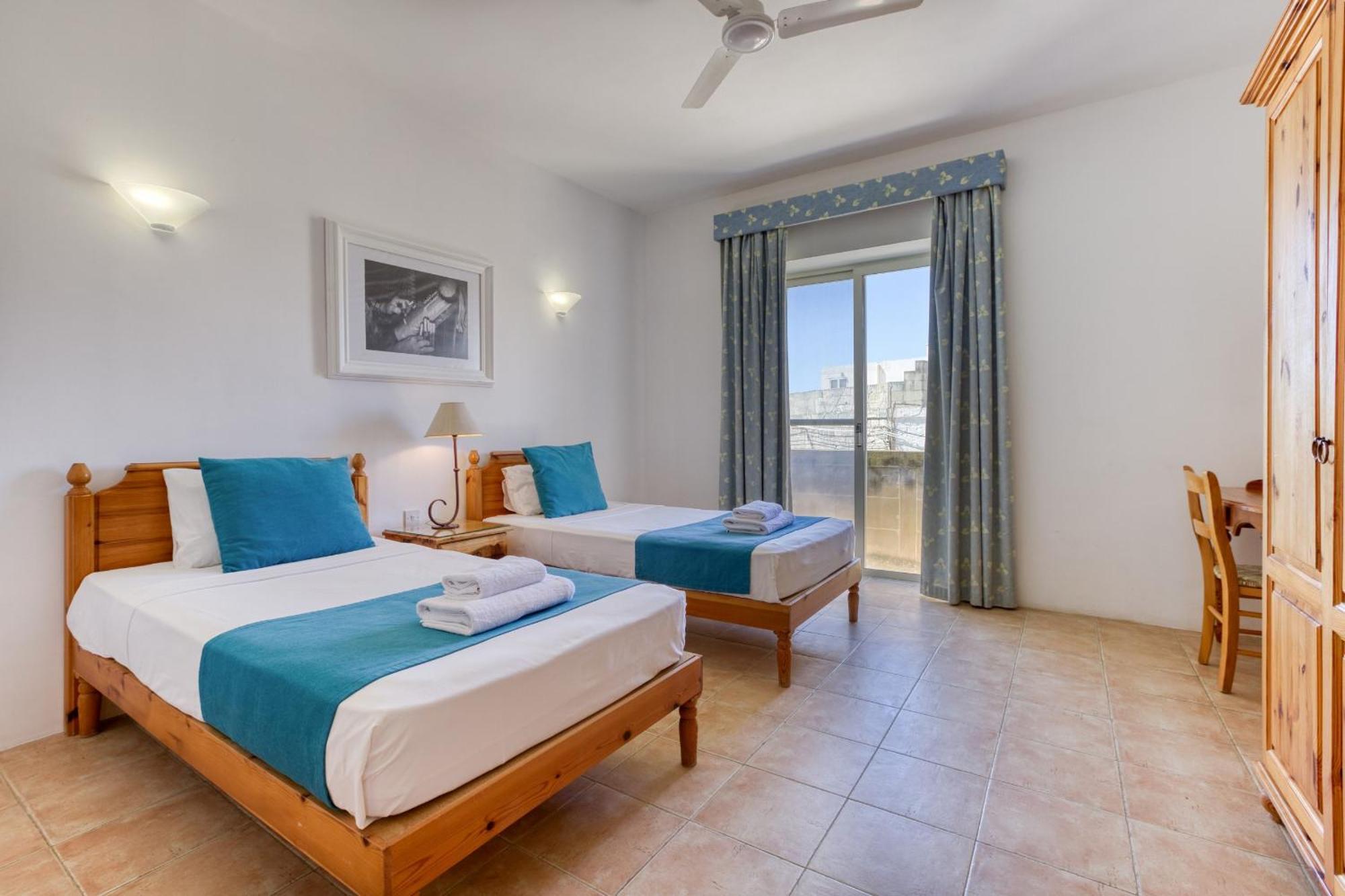 Ta Frenc Apartments Ghasri  Екстер'єр фото