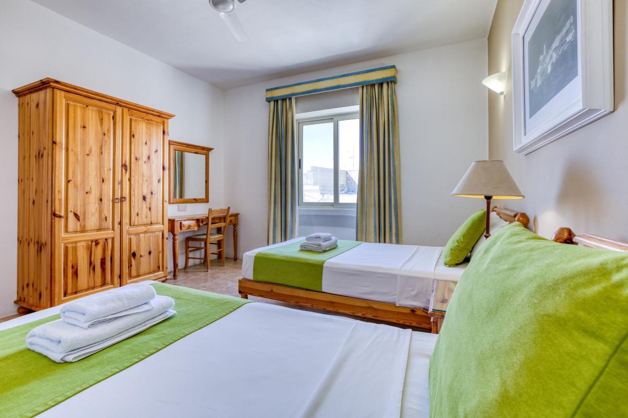 Ta Frenc Apartments Ghasri  Екстер'єр фото